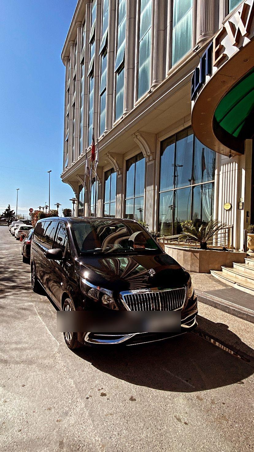 Luxury vehicle exterior